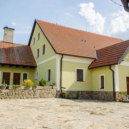 Ubytovani Na Hajence Bystrice nad Pernstejnem Εξωτερικό φωτογραφία